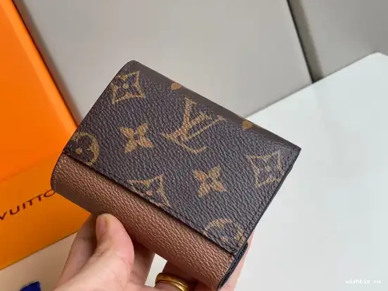WIS ZOÉ VUITTON WALLET LOUIS 0618